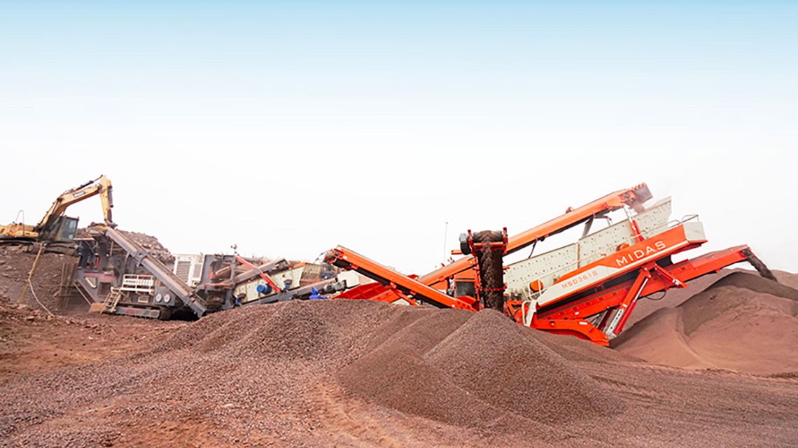 移動(dòng)式制砂機(jī)工作現(xiàn)場(chǎng) 移動(dòng)式制砂機(jī)工作現(xiàn)場(chǎng)