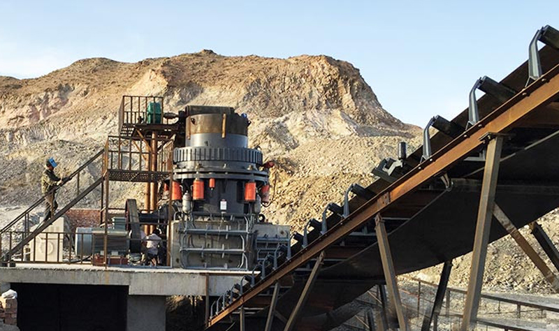 圓錐破碎機生產(chǎn)現(xiàn)場