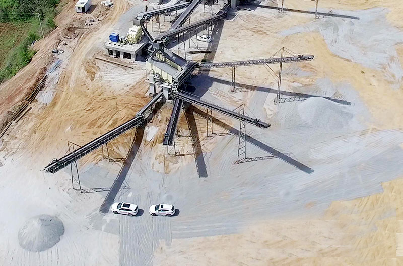 12、13石子生產(chǎn)現(xiàn)場